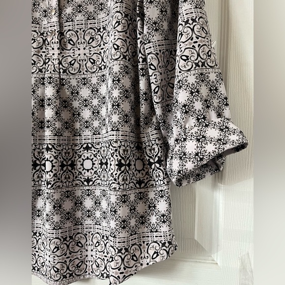 IVANKA TRUMP Women’s Top Blouse Sz M - Picture 2 of 7